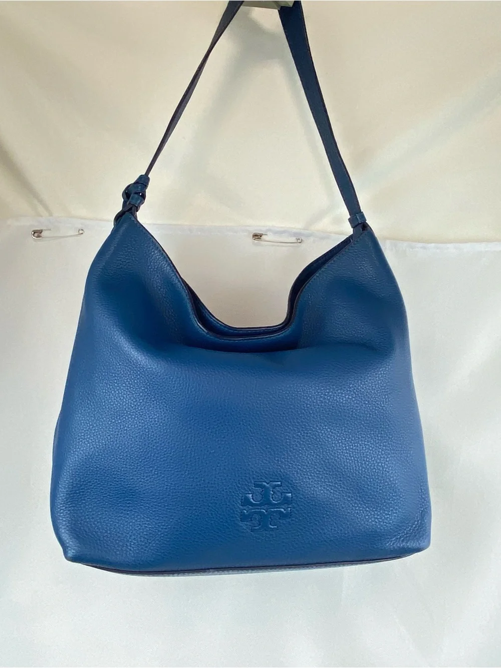 EUC Tory Burch Navy  Blue  Thea Slouchy Hobo Large Pebbled Leather Bag Purse